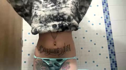 Snapshot of fiorella_up1 chatting on September 15, 4:01 am F I O R E L L A  online show from September 15, 4:01 am