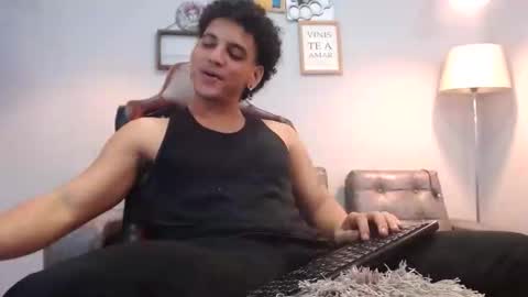 fire_boy69 online show from November 28, 3:14 pm