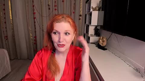 Snapshot of fire_foxone chatting on February 8, 12:28 am FireFox online show from February 8, 12:28 am