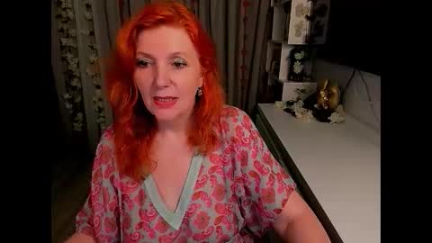 Snapshot of fire_foxone chatting on October 6, 8:39 pm FireFox online show from October 6, 8:39 pm