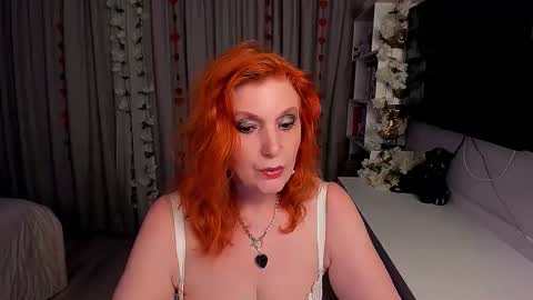 Snapshot of fire_foxone chatting on November 11, 9:15 pm FireFox online show from November 11, 9:15 pm