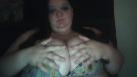 Snapshot of firebird9957 chatting on January 1, 3:23 am firebird9957 online show from January 1, 3:23 am