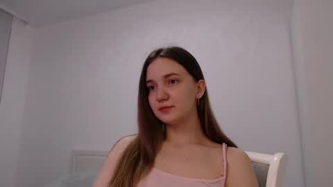 Snapshot of fireflies_fly_ chatting on February 22, 8:51 pm fireflies_fly_ online show from February 22, 8:51 pm