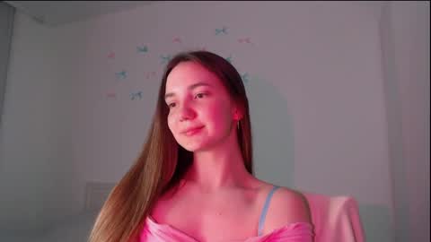 fireflies_fly_ online show from April 27, 7:56 pm