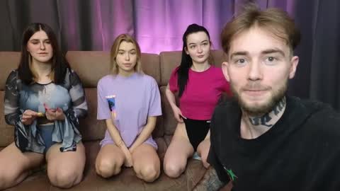 ALICESTEVEVECTOR pvt open  online show from December 4, 12:03 pm