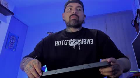 fisherrman666 online show from January 13, 1:55 am