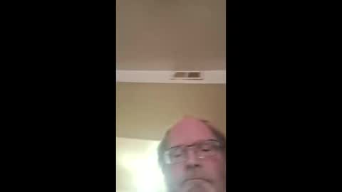 Hercomeonmyface online show from December 16, 10:15 pm