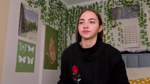 Snapshot of fit_girlfriend chatting on December 16, 4:28 am Ashle online show from December 16, 4:28 am