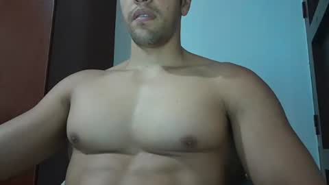 Snapshot of fitchestabs_69 chatting on April 12, 6:46 pm fitchestabs_69 online show from April 12, 6:46 pm