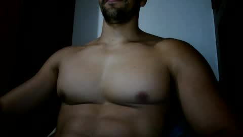 Snapshot of fitchestabs_69 chatting on June 7, 10:13 pm fitchestabs_69 online show from June 7, 10:13 pm