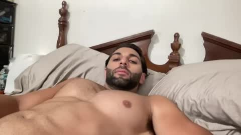 Snapshot of fitcurvyman4fun_69 chatting on June 27, 6:02 pm fitcurvyman4fun_69 online show from June 27, 6:02 pm