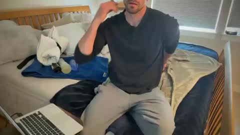 Snapshot of fitfunweird chatting on October 19, 7:58 pm fitfunweird online show from October 19, 7:58 pm