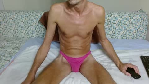 Snapshot of fithotguy90 chatting on October 12, 4:39 pm Luis online show from October 12, 4:39 pm