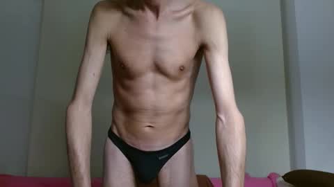 Snapshot of fithotguy90 chatting on November 1, 12:12 am Luis online show from November 1, 12:12 am