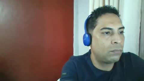 FitLatinoXx online show from March 13, 6:58 pm