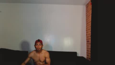 Snapshot of fitnescalientes chatting on January 13, 1:13 am fitnescalientes online show from January 13, 1:13 am