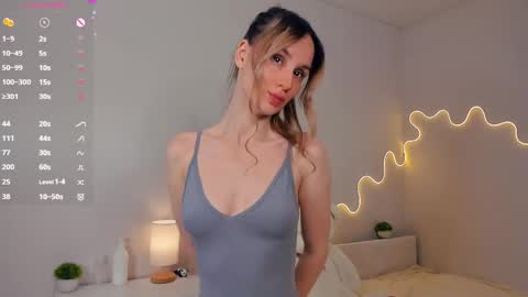 Kira online show from May 27, 1:57 am