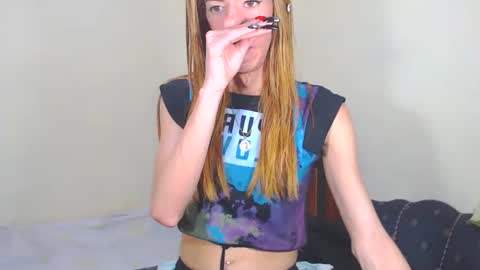 flats23cm online show from January 7, 7:28 pm