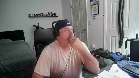 Florida guy online show from February 15, 2:52 am