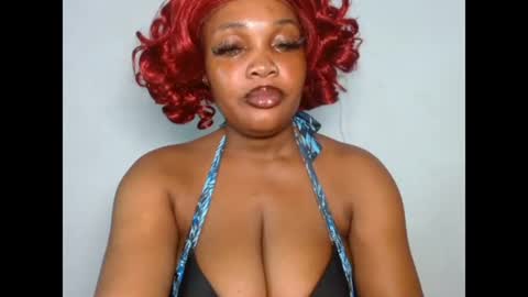 Snapshot of flasher_bigboobs chatting on June 17, 4:30 pm flasher_bigboobs online show from June 17, 4:30 pm
