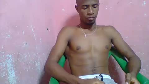 Snapshot of flavio459851 chatting on October 12, 8:57 am flavio459851 online show from October 12, 8:57 am