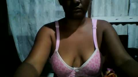 Snapshot of fleussia chatting on March 24, 4:12 pm fleussia online show from March 24, 4:12 pm