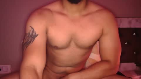 Snapshot of flirtsxxx chatting on January 7, 6:43 pm flirtsxxx online show from January 7, 6:43 pm