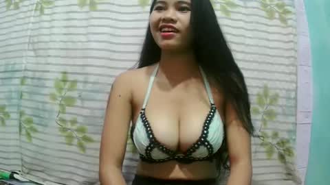 Snapshot of flirty_foxangel chatting on January 7, 3:20 am Angel online show from January 7, 3:20 am