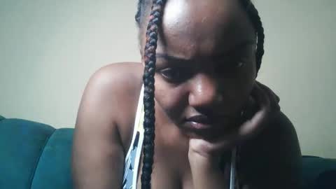 flirtymimie online show from November 5, 7:03 pm