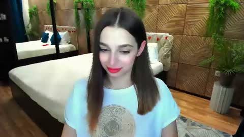 Snapshot of flirtyspark chatting on June 18, 9:25 am Agata online show from June 18, 9:25 am