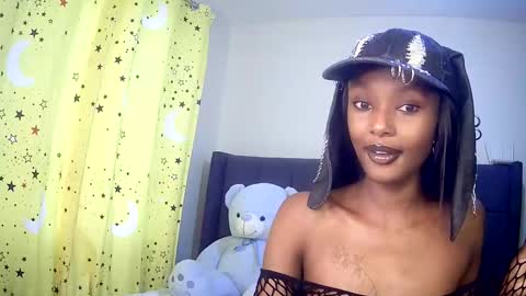 Snapshot of flirtyy_sheery chatting on September 30, 12:21 pm sheery online show from September 30, 12:21 pm