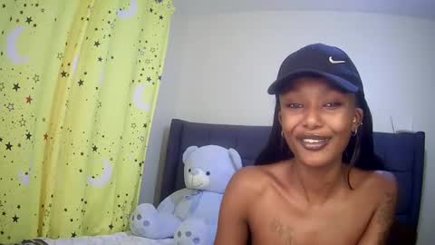 Snapshot of flirtyy_sheery chatting on October 2, 5:42 pm sheery online show from October 2, 5:42 pm