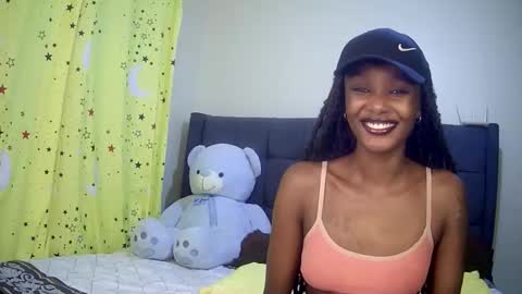 Snapshot of flirtyy_sheery chatting on October 14, 5:47 pm sheery online show from October 14, 5:47 pm