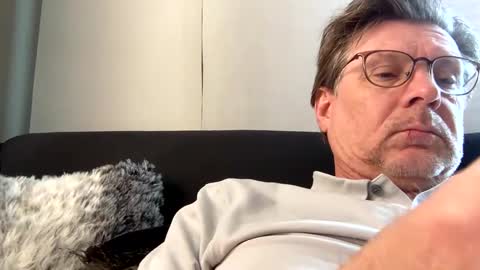 flonolalacla online show from March 8, 1:57 pm