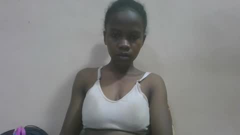 flora48230522373 online show from April 28, 2:27 am