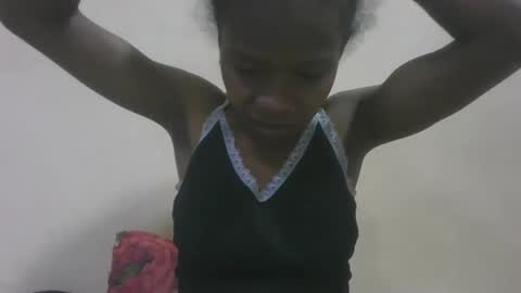 flora48230522373 online show from May 1, 2:43 pm