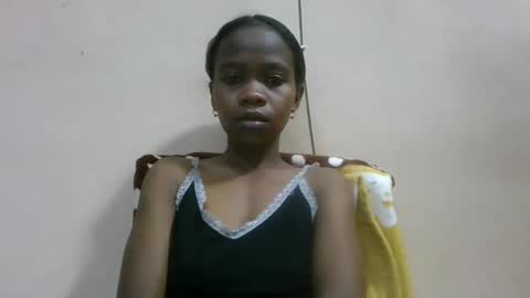 flora48230522373 online show from May 19, 2:51 am