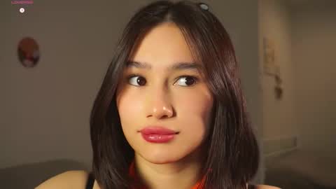 Viola online show from November 5, 4:34 am