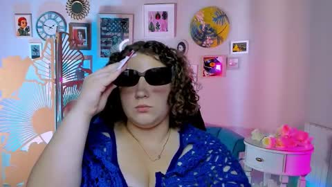 florenceanderson_ online show from September 29, 9:14 am