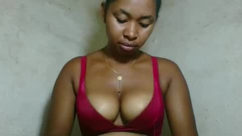florencia011 online show from May 3, 5:24 am