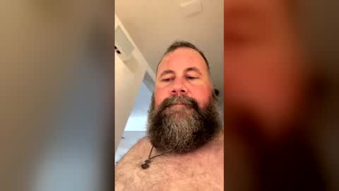 Snapshot of floridabearx chatting on April 26, 7:55 pm FloridaBear online show from April 26, 7:55 pm