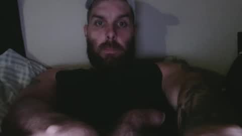 Snapshot of floridaguy0217 chatting on December 6, 7:23 pm floridaguy0217 online show from December 6, 7:23 pm