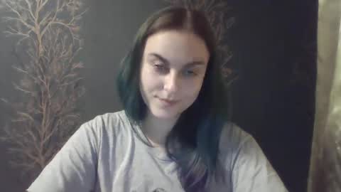 Snapshot of flower_bluee chatting on December 3, 2:27 pm Ambika 3 online show from December 3, 2:27 pm