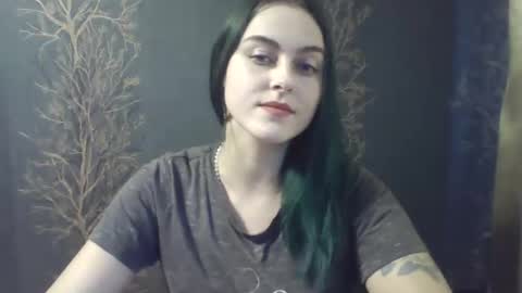 Snapshot of flower_bluee chatting on December 20, 1:22 pm Ambika 3 online show from December 20, 1:22 pm