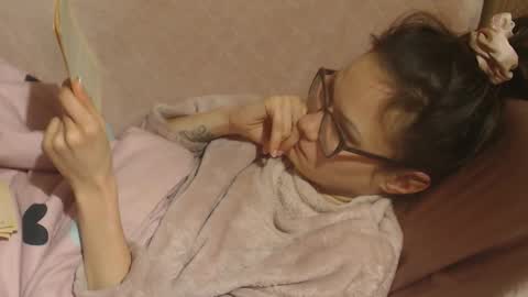 say meow and send tip  online show from February 22, 12:56 am