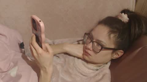 say meow and send tip  online show from February 19, 7:15 am