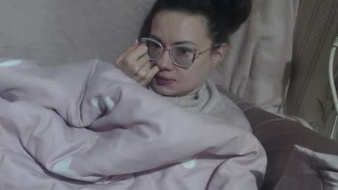 say meow and send tip  online show from March 3, 7:36 am