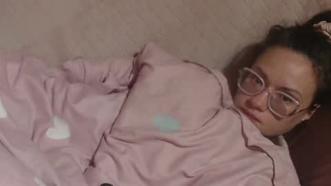 say meow and send tip  online show from April 8, 7:08 am