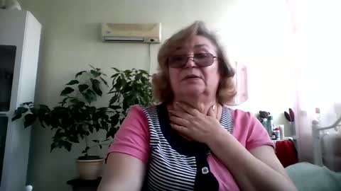 Flowerlower online show from February 16, 8:43 am