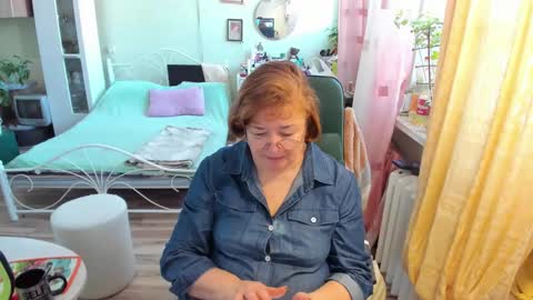 Flowerlower online show from February 18, 7:26 am